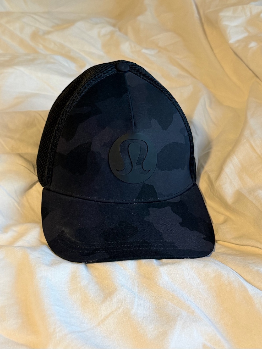 Lululemon Black Camo Mesh Trucker Hat Baller Hat Soft S/M Adjustable